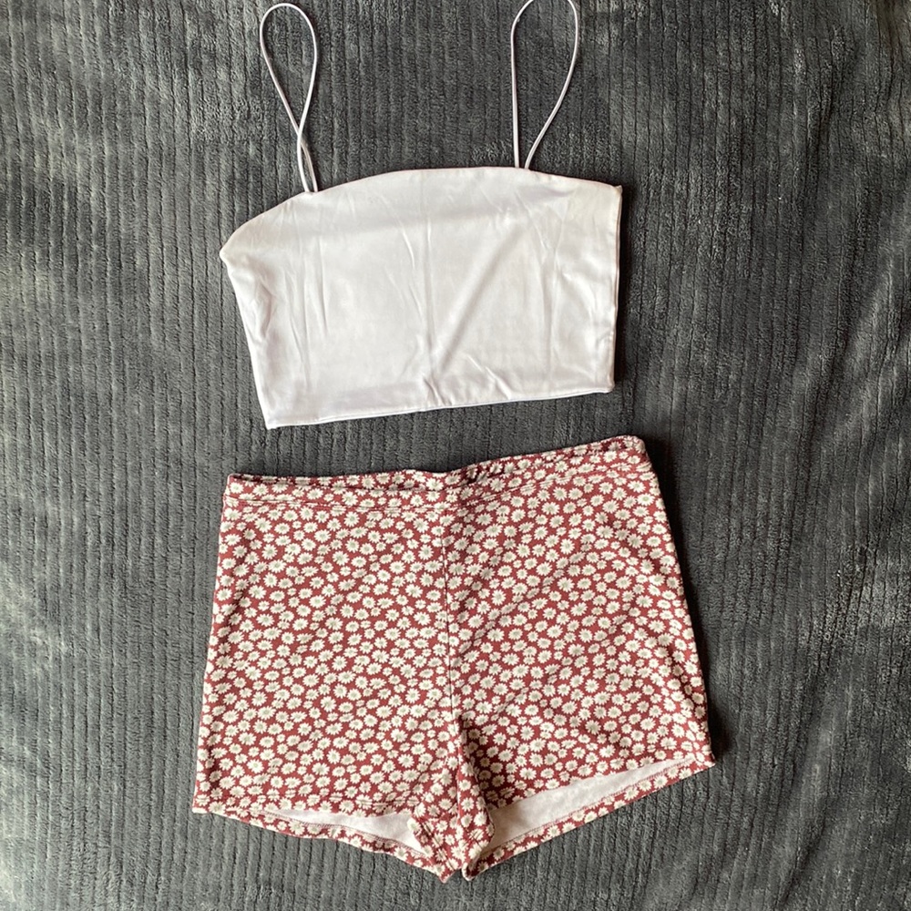 Hollister Floral Shorts